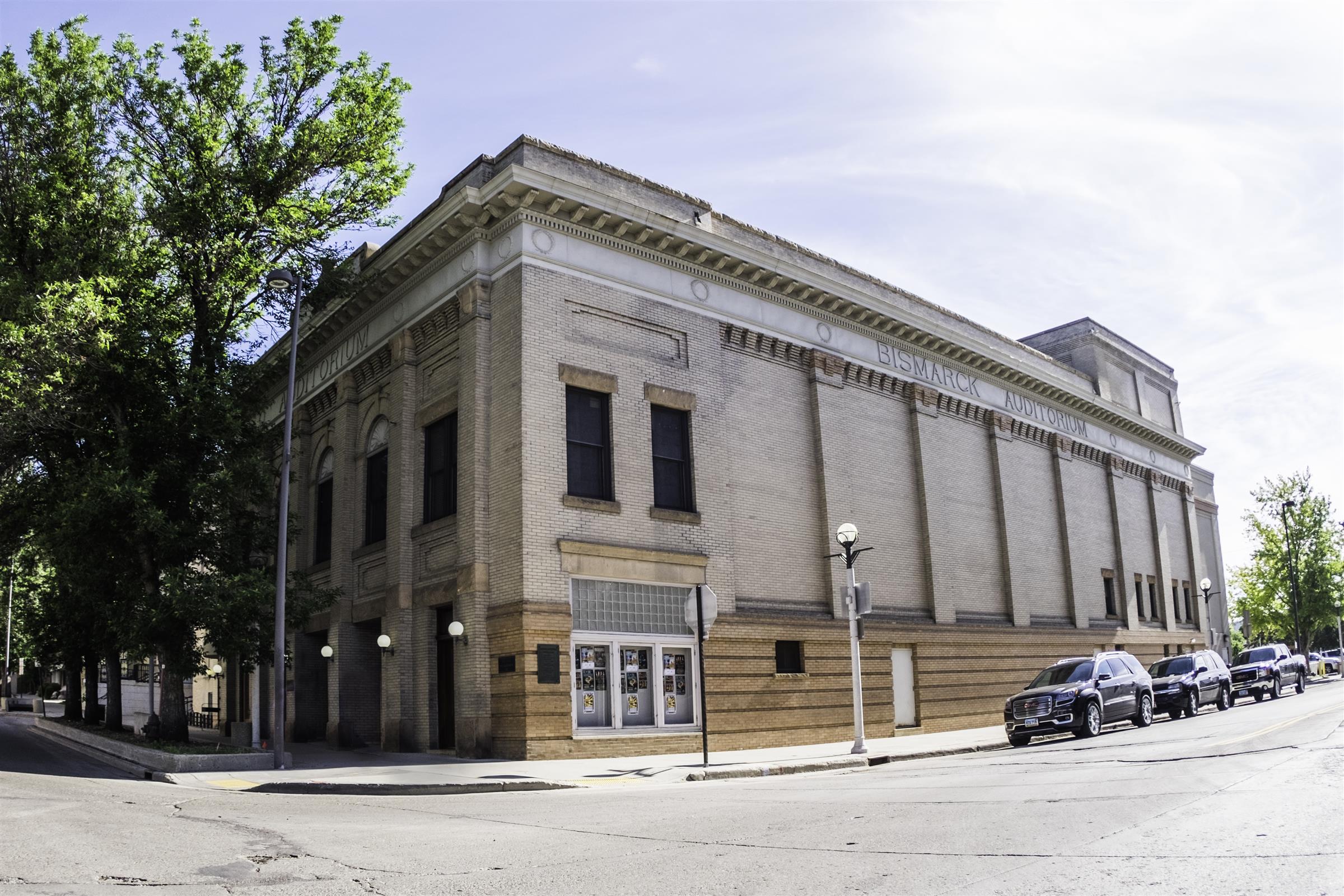 Belle Mehus Auditorium